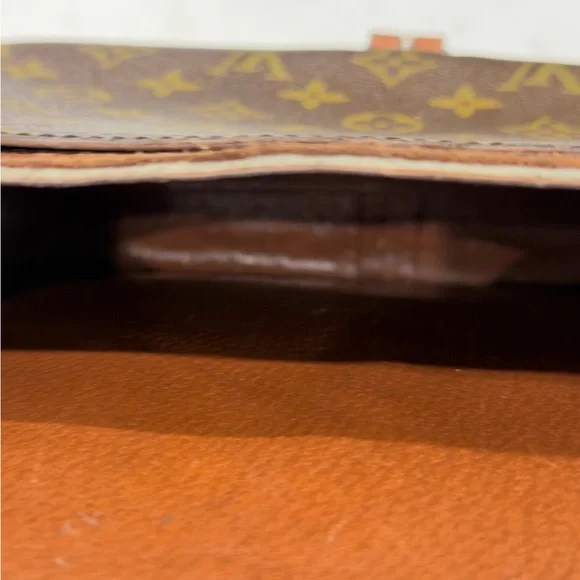 Louis Vuitton Cartouchière - Picture 8 of 10